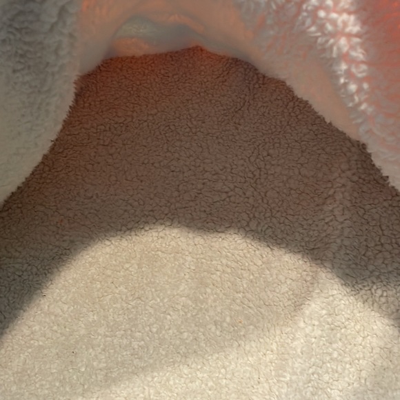 NBA Knicks Reversible Oversized Sherpa Blanket Hoodie Sweatshirt ONE SIZE - Picture 4 of 8